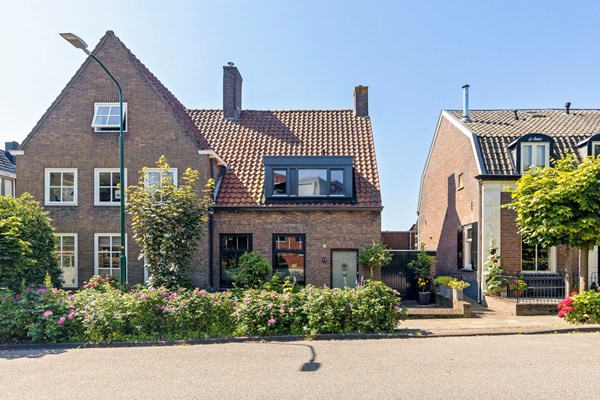 Property photo - Stationsweg 12, 3911AM Rhenen